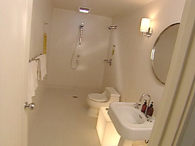 hiwtB208_seg2_EntrywayView_Photo_w609.jpg