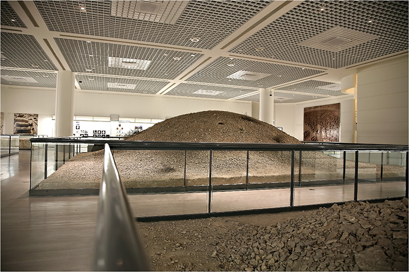 Hall of Graves