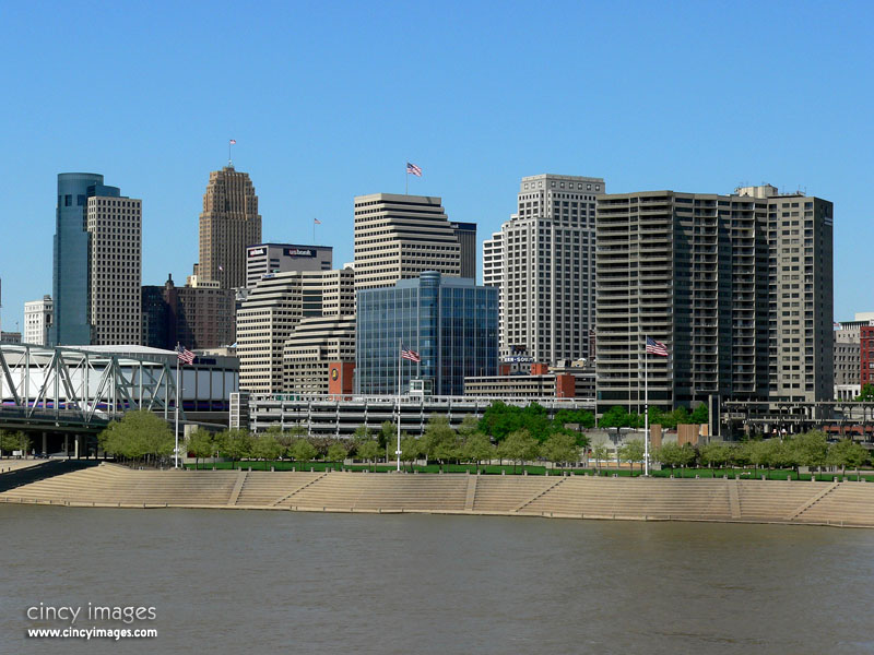 CincinnatiSkylineDay2h.jpg