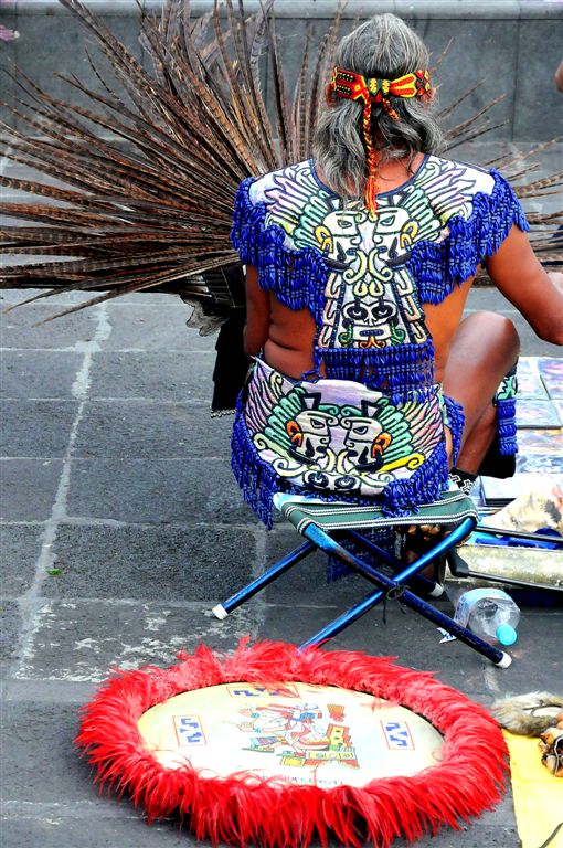 Getting Ready for the Show, Mexico City