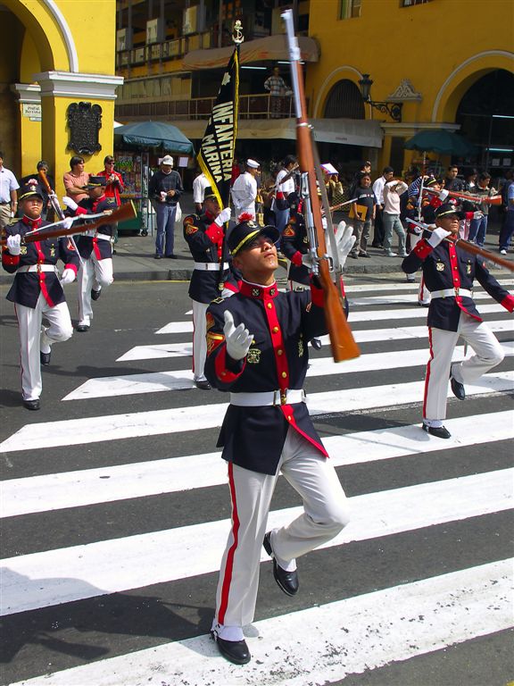 Dont Try This Trick At Home ! Parade Of Presidential Guard, Lima