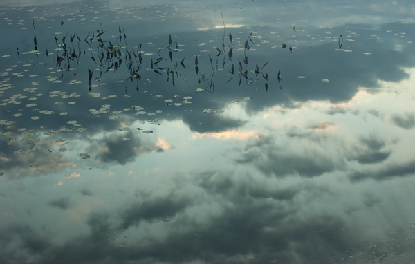 RAQUETTE-LAKE-CLOUD-REFLECT.jpg