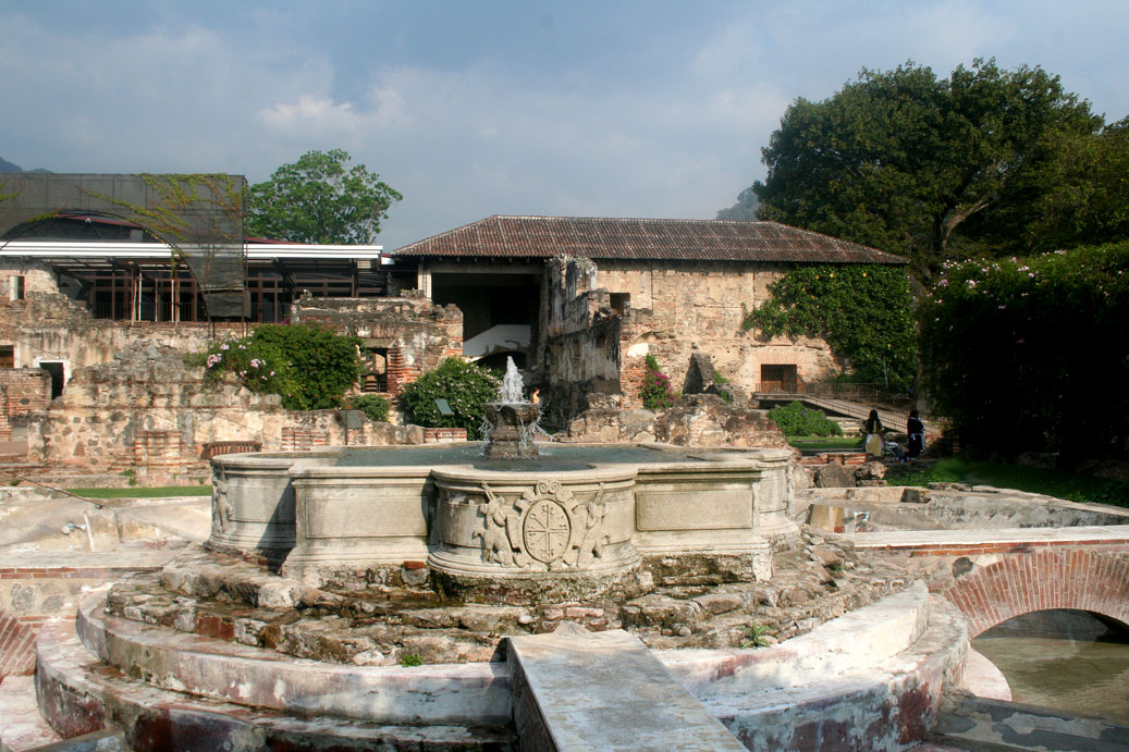 A nice fountain among the Casa Santo Domingo convent ruins.