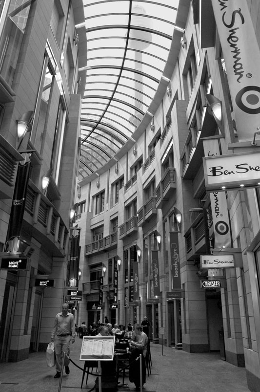 mall v.jpg