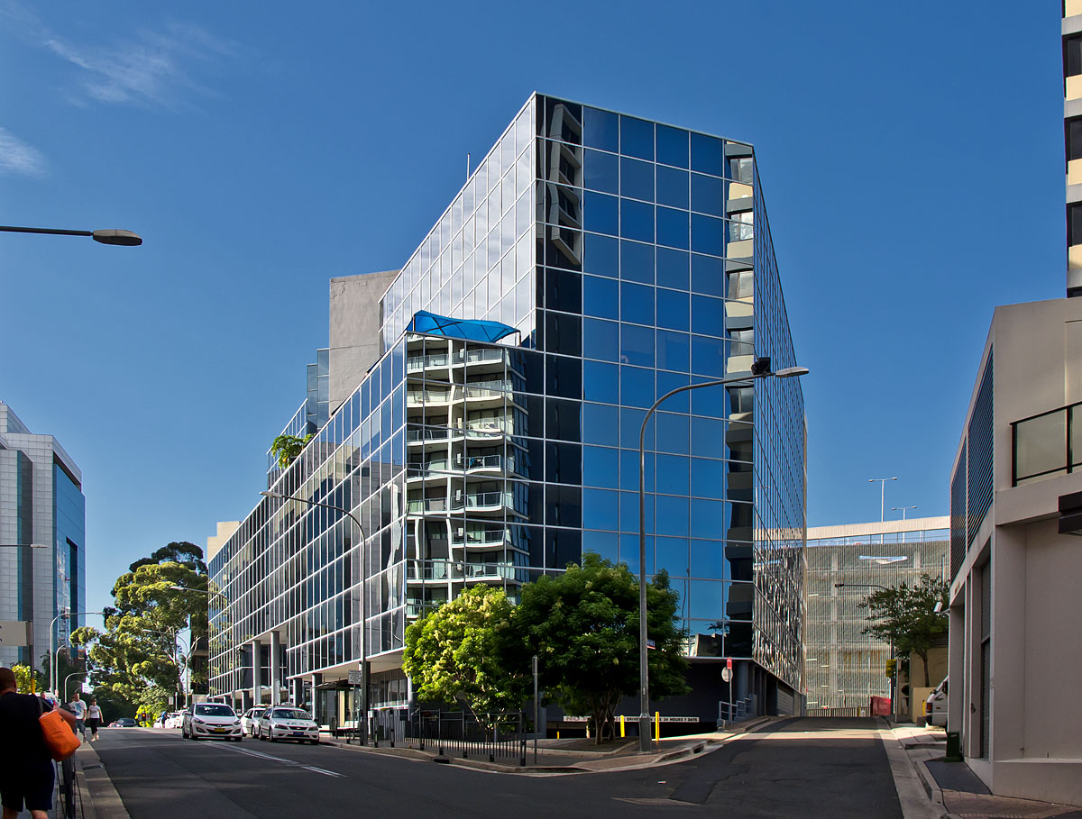 SB1203W.jpg