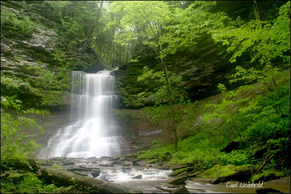 Amphitheatre Falls