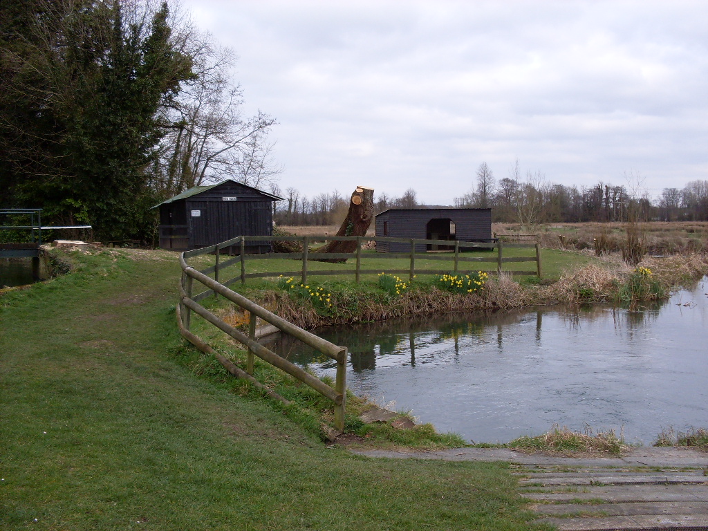 Barton Court Fishery