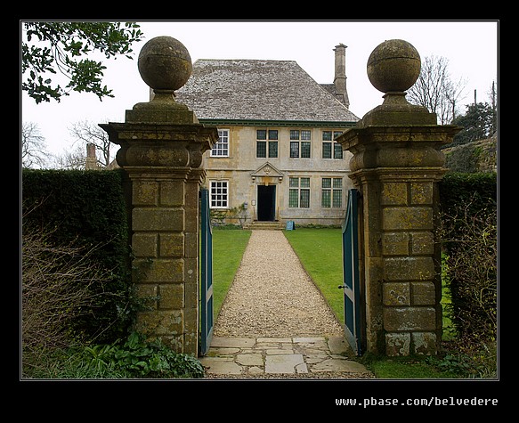 Gateway to Snowshill Manor