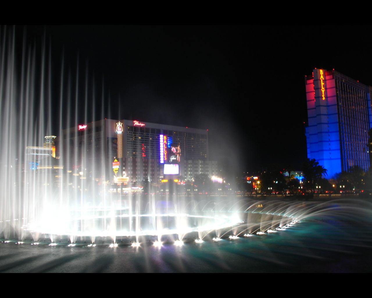 Vegas & Victoria