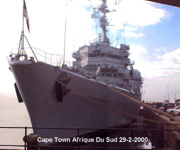 2000-Feb-29  Jeanne d'Arc (R97) French cruiser