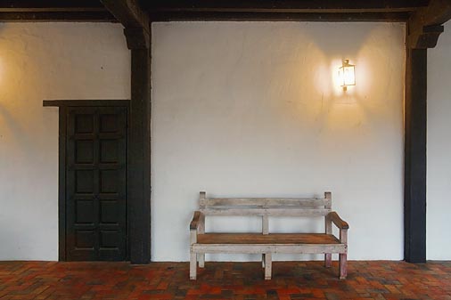 Mission Bench 43431
