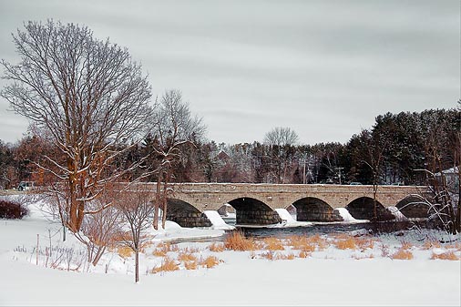 Pakenham 5-Arched Bridge 12453