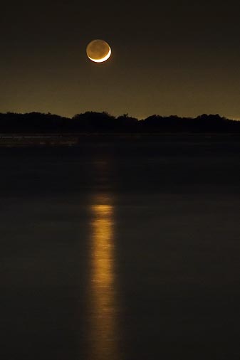 Moonset 20061222