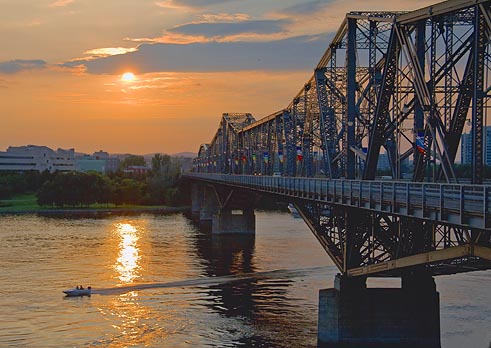 Alexandra Bridge Near Sunset 16078