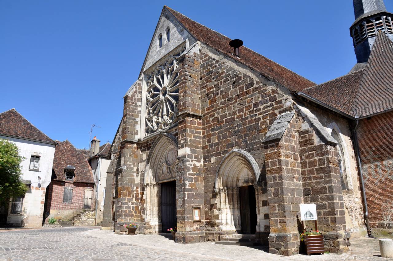 <strong>Saint-Fargeau<br>glise Saint-Ferrol</strong>