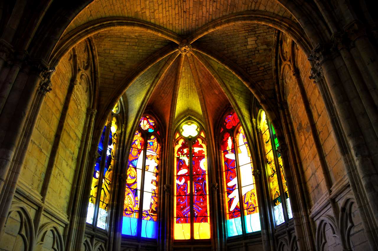 <strong>Nevers <br> Cathdrale Saint-Cyr-et-Sainte-Julitte</strong>