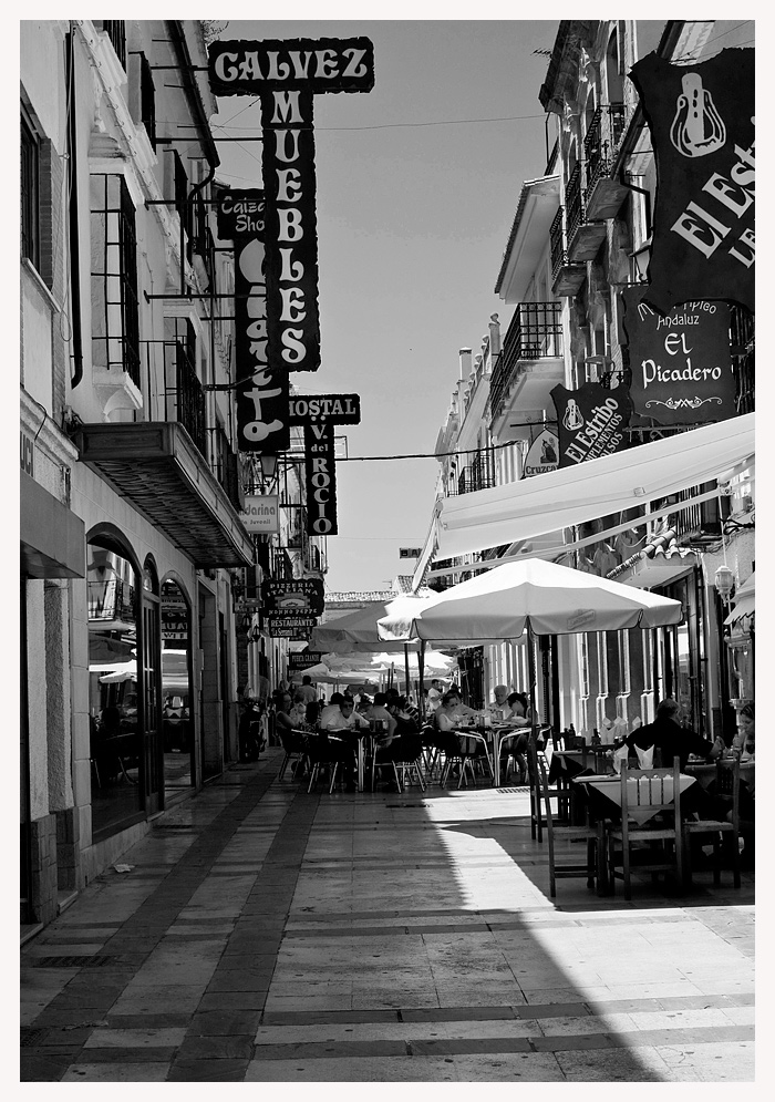 Ronda-Street-Cafe-bw.jpg