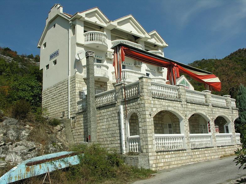 Day 9:  Danilovgrad - Cetinje