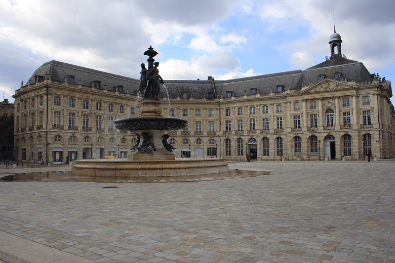  Place de la bourse  BORDEAUX.