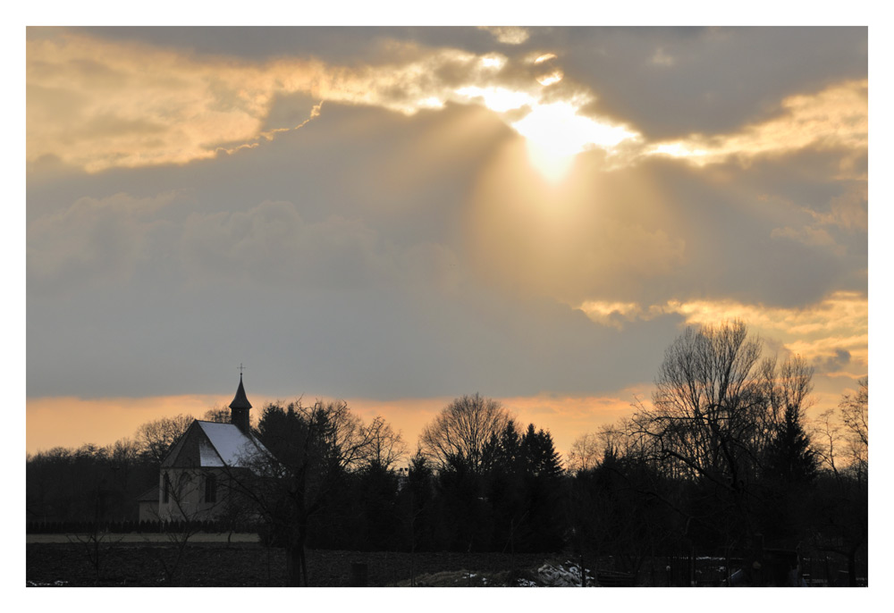 lueur entre les nuages