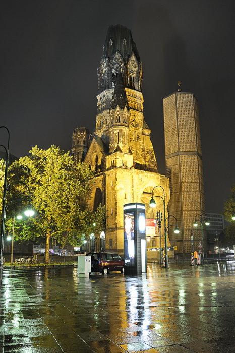 Kurfstendamm - Gedachtniskirche