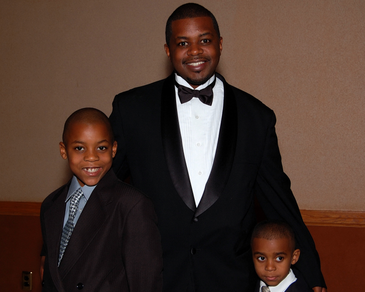 Jamal Bryant & sons