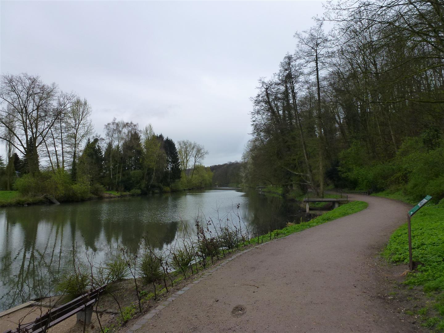 Langs een Alt Rhein arm in Kleve