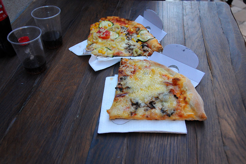 10 kuna or $1 a slice