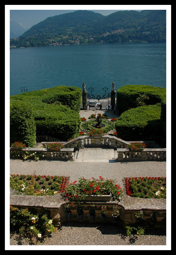 Carlotta Landscaping and lago di Como