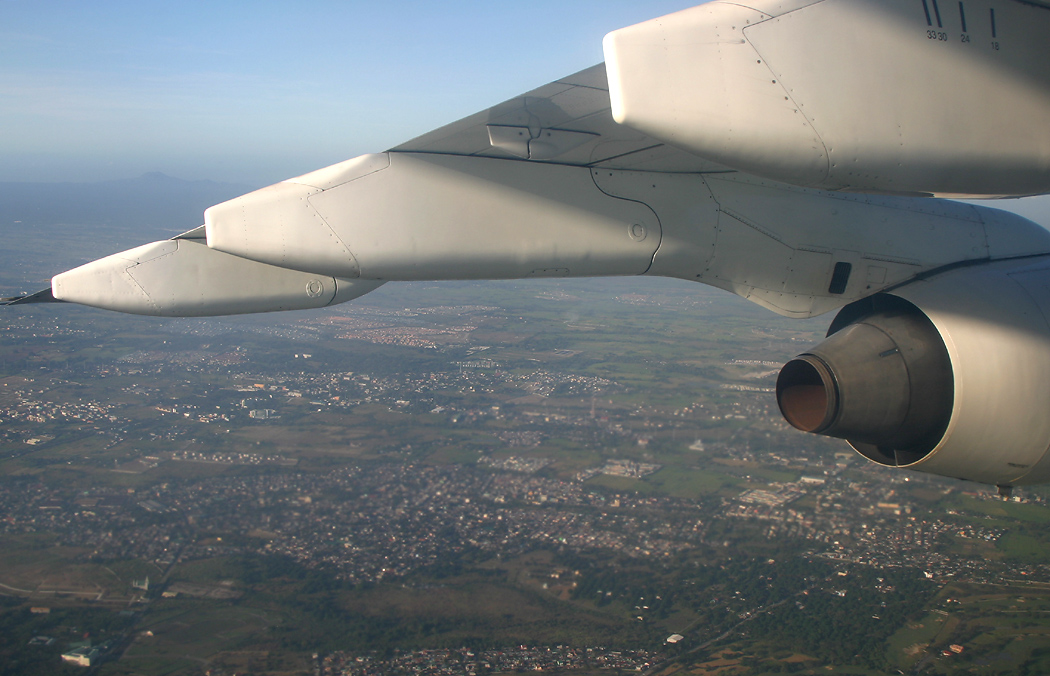 Descent over Cavite