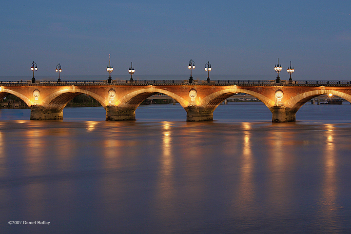 PontPierre_Nuit_Pano661rt