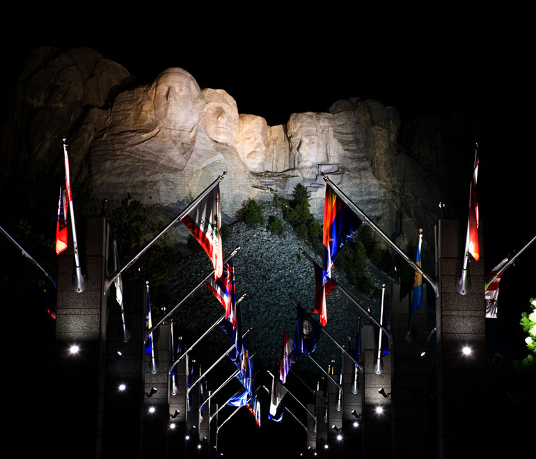007-Mt-Rushmore.jpg