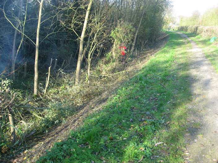 Saturday saw some of us at Site 3 which  involved clearing the canal bed near Cropwell Bishop