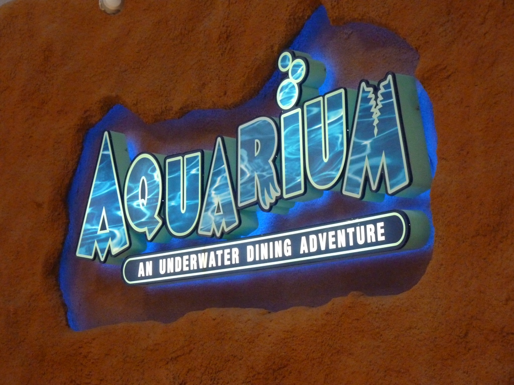 Aquarium Restaurant