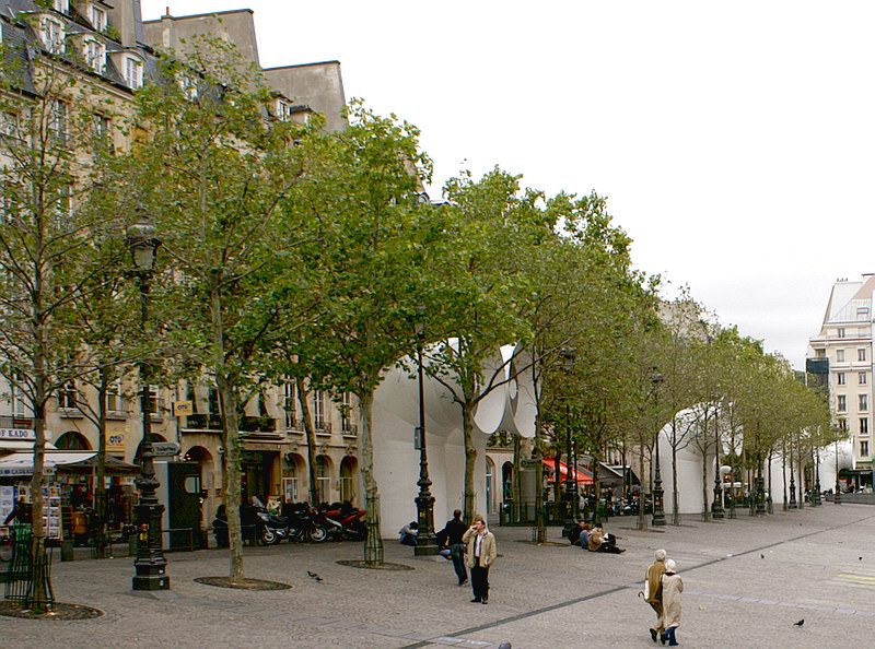 Beaubourg 02