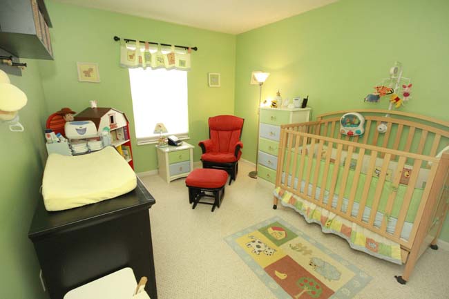 Bedroom 3 nursery 661.jpg