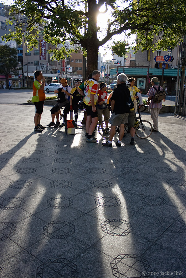Japan-cyclists backlit.jpg