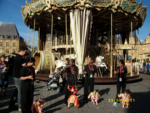 2011-09-23-Puppetry Promotion (17).JPG
