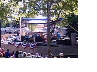 Took a picnic and saw a symphony concert with the Contours in Riverbank Park July 3.JPG
