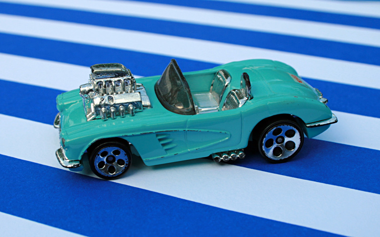Hot Wheels '58 Corvette