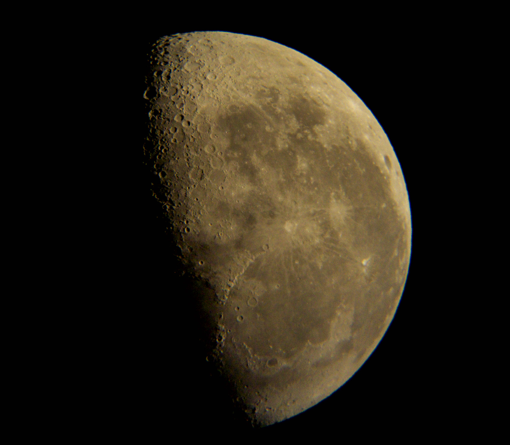 lx3_moon3_apex127_17mar09.jpg