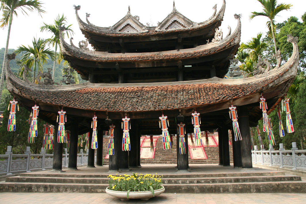 Perfume Pagoda