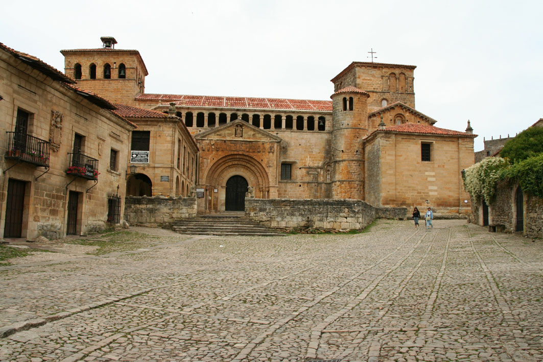 Santillana