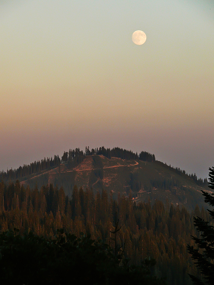 Moonrise near Mount Shasta, California, 2008