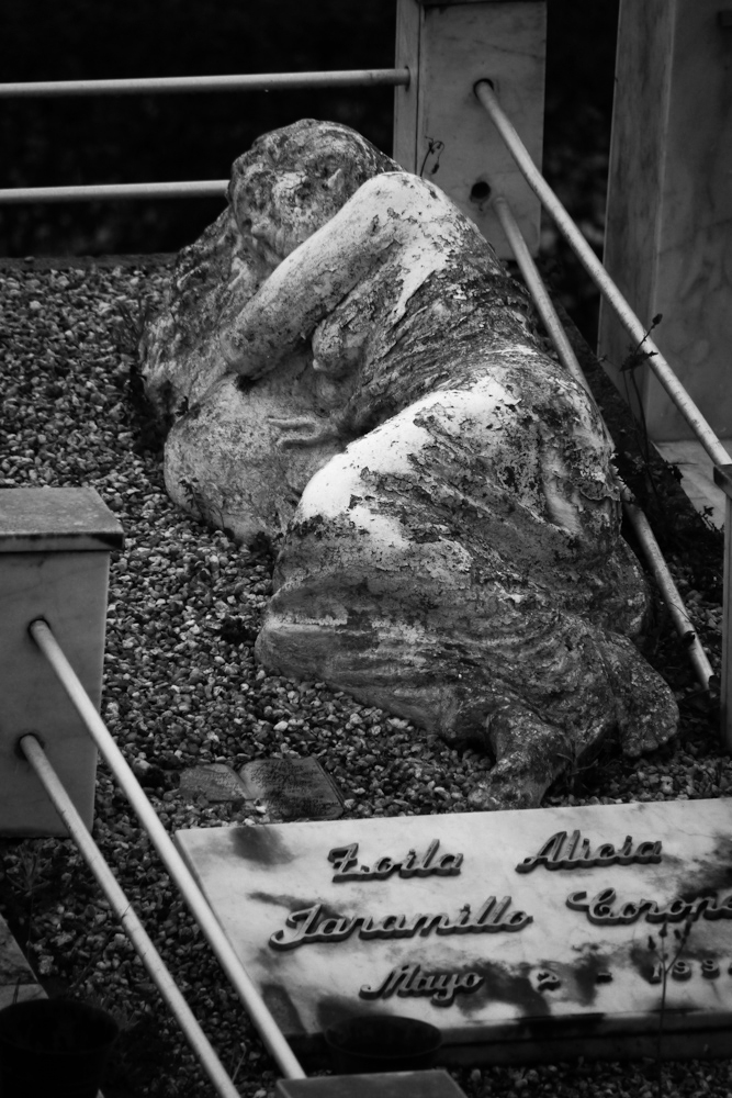 Tomb, Cuenca Cemetery, Cuenca, Ecuador, 2011