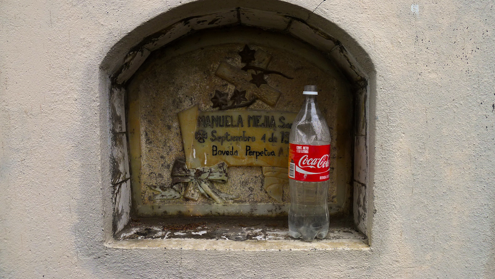 Vault, Cuenca Cemetery, Cuenca, Ecuador, 2011