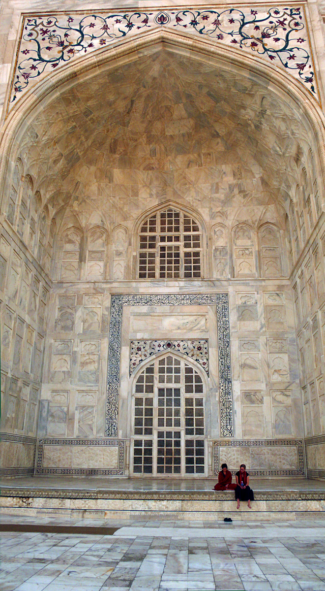 Tourists at rest, Taj Mahal, Agra, India, 2008