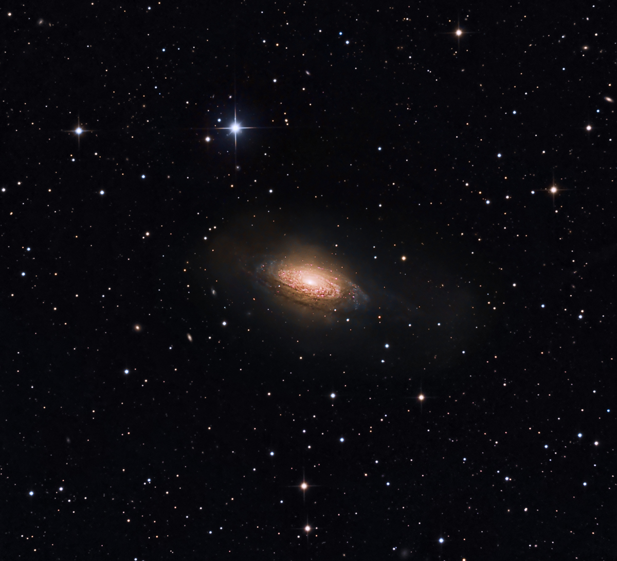 NGC 3521 LRGB 915 60 60 60 total 18 hours 15 minutes