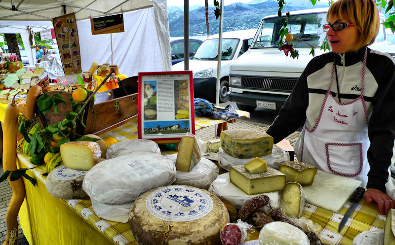 Sunday market in Stresa