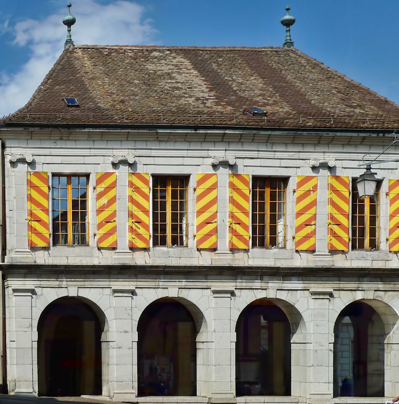 We have a liking for fancy shutters....